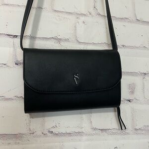 Elegant Black Crossbody Bag